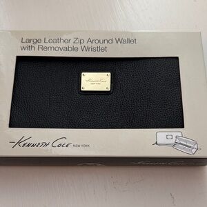 Kenneth Cole Black Pebbled Leather Zip Wallet with Gold Plaque